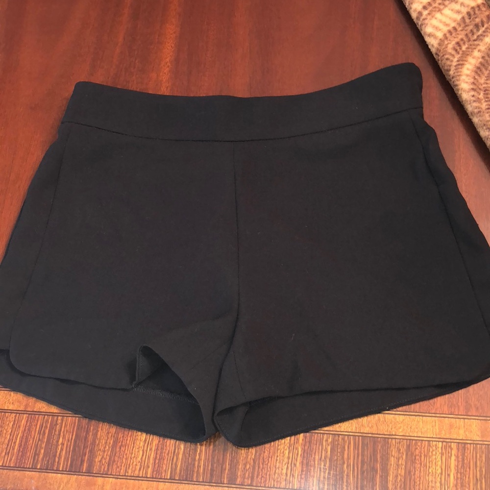 J Crew Black Dress Shorts, size 00